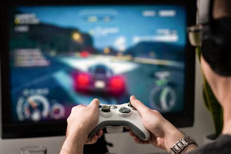 Online gaming .